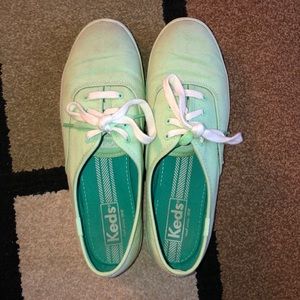 Baby green Keds
